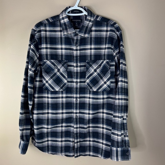 Men's Banana Republic Factory Blue Flannel Shirt - Picture 2 of 10